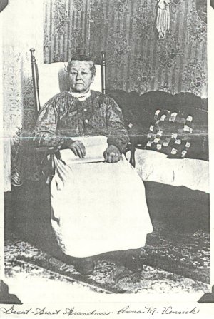 aannarulevenrick.jpg (39163 bytes)